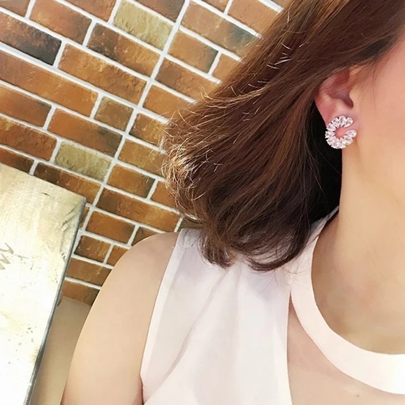 New Women’s 925 Silver Pear Cut Diamond Earrings - Picture 4 of 6